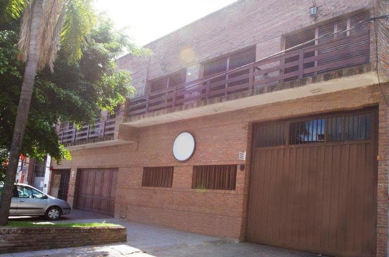 Rolon 2300 Excelente Inmueble ideal Depósito/Oficinas/Salon de fiestas 1200mts cub 400 descub - 1