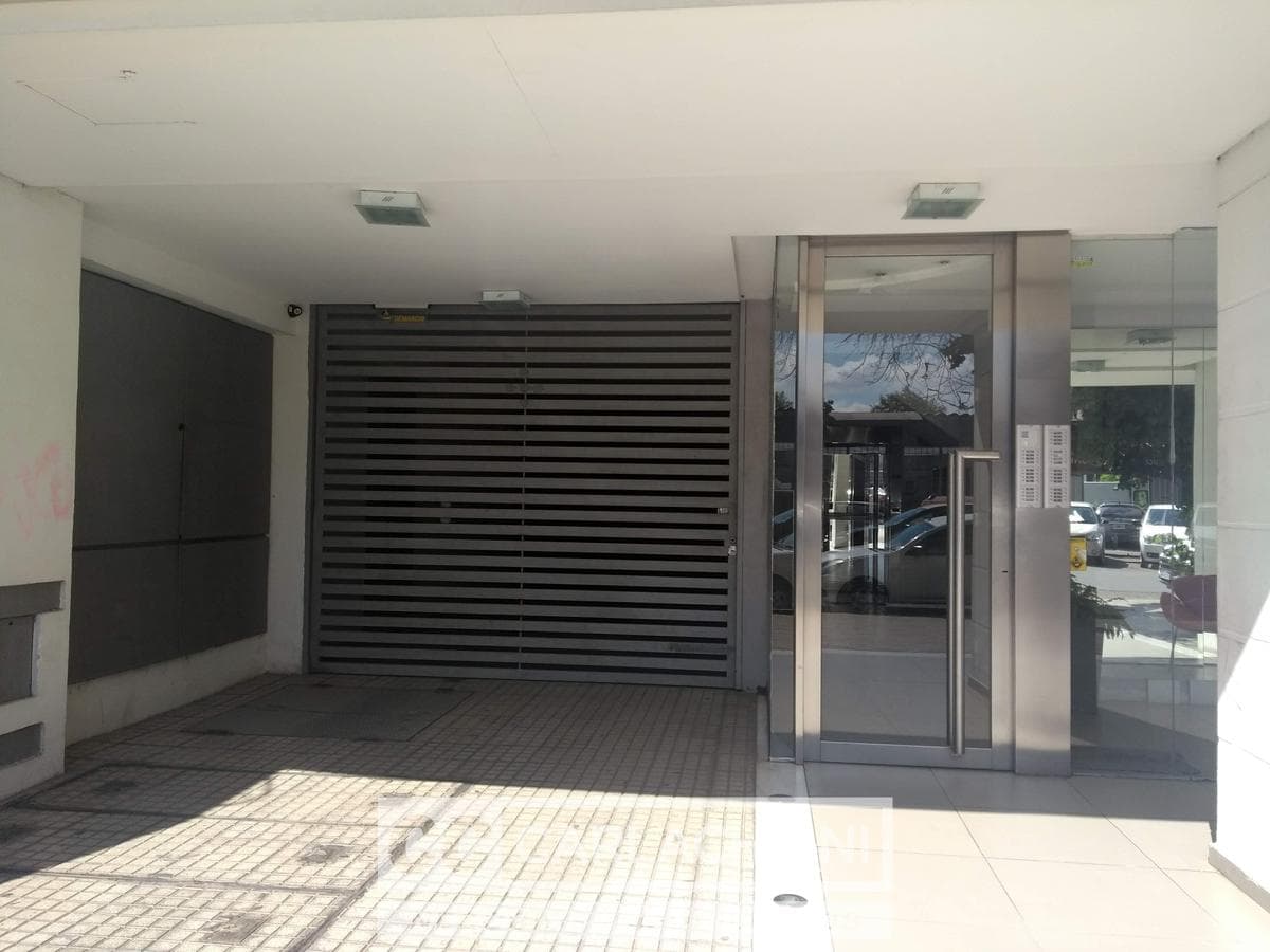 Cochera en venta Echesortu - Planta Baja - Control remoto - 1