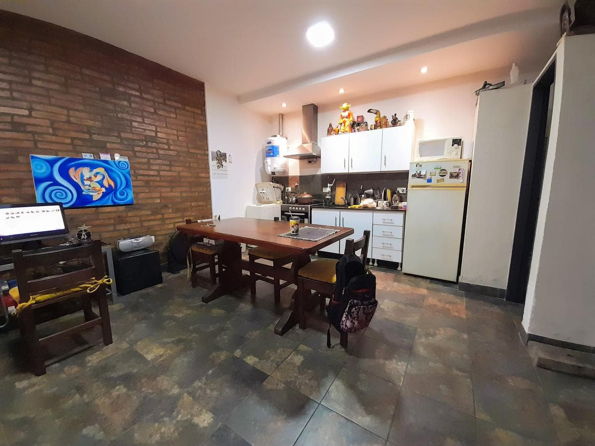 Venta Departamento Triplex. Colón al 300. Rosario - 1