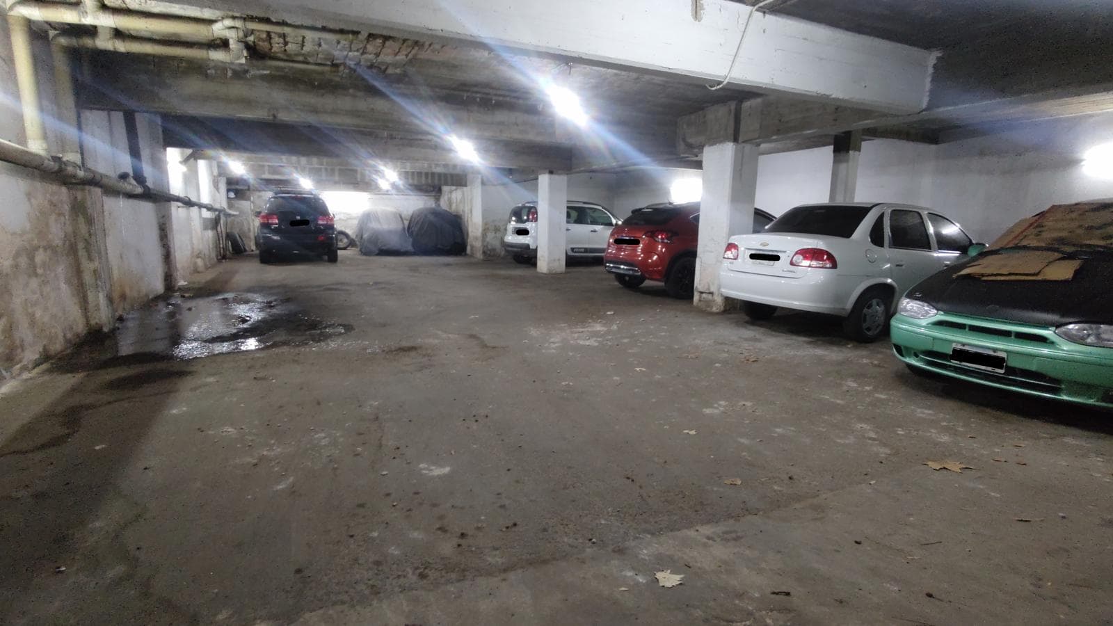 6 cocheras en Block o Deposito a metros de Plaza Bynon - 1