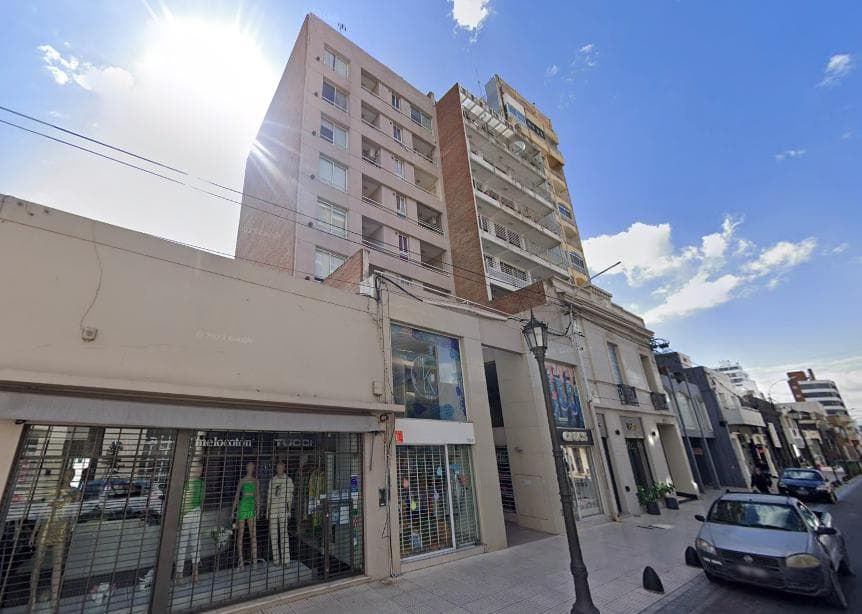 Departamento en San Nicolas De Los Arroyos - 1