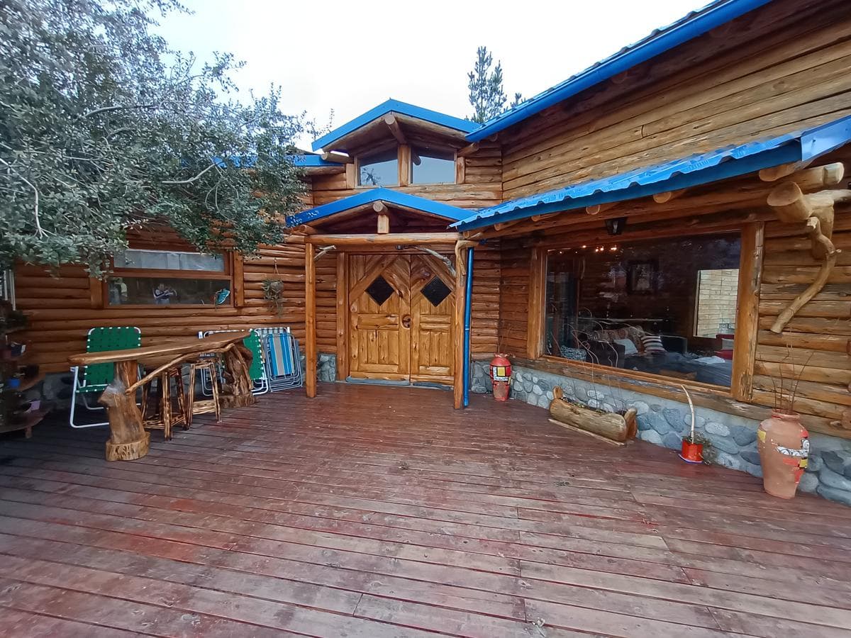 Casa de 200 m2 en Epuyén (FC-54) - 1