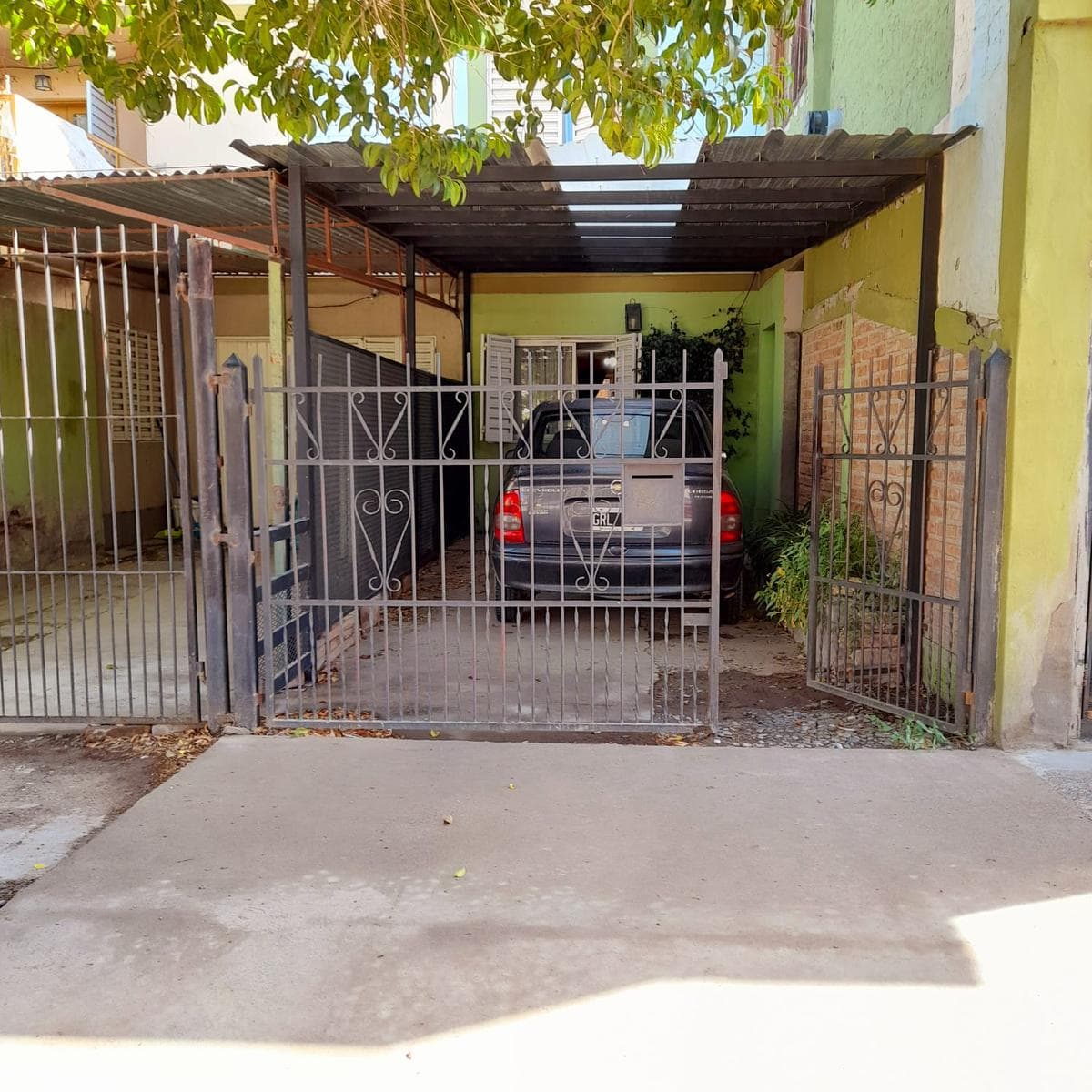 Casa en 827 viviendas - 1