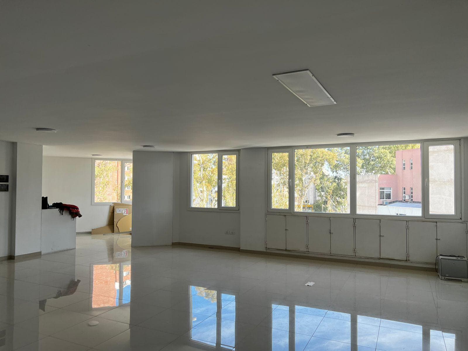 Oficina en venta en Avenida Argentina - 1