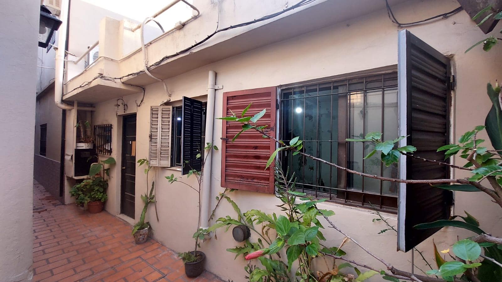 PH en Caseros con espacio aéreo para construir patio 12 m - 2