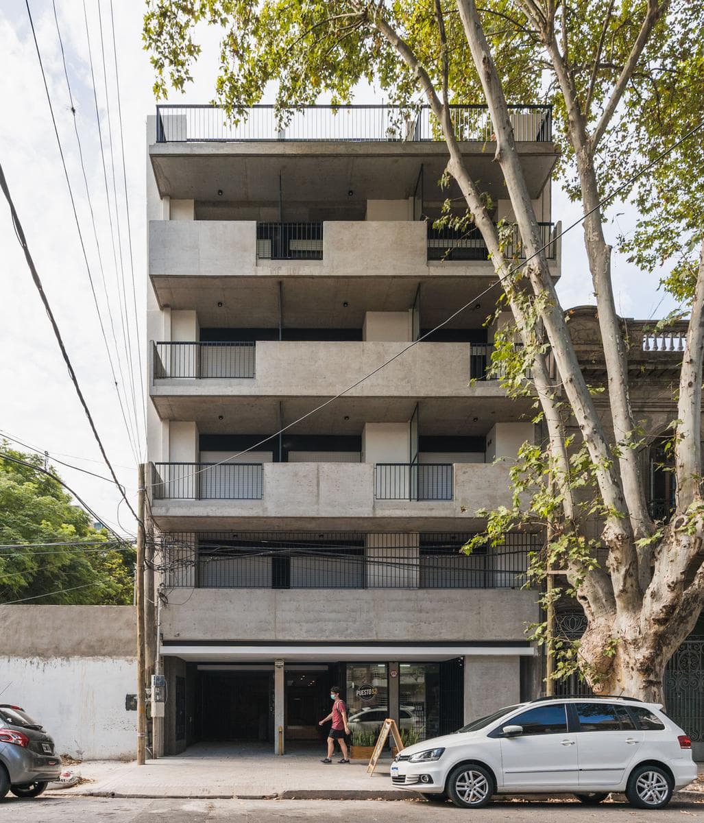 Venta Cocheras Cubiertas En Planta Baja Y Subsuelo Zona Facultades, Rosario - 1