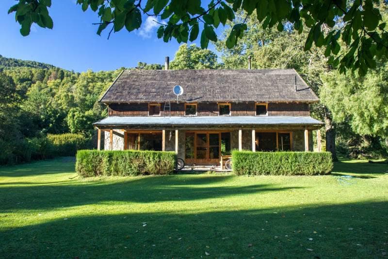 QUILA QUINA, SAN MARTIN DE LOS ANDES - 1
