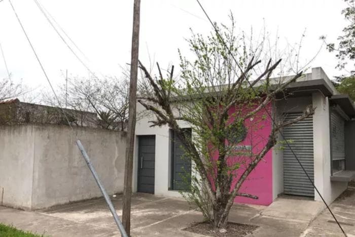 Local en venta - 1 baño - 205mts2 - Manuel B. Gonnet, La Plata - 1