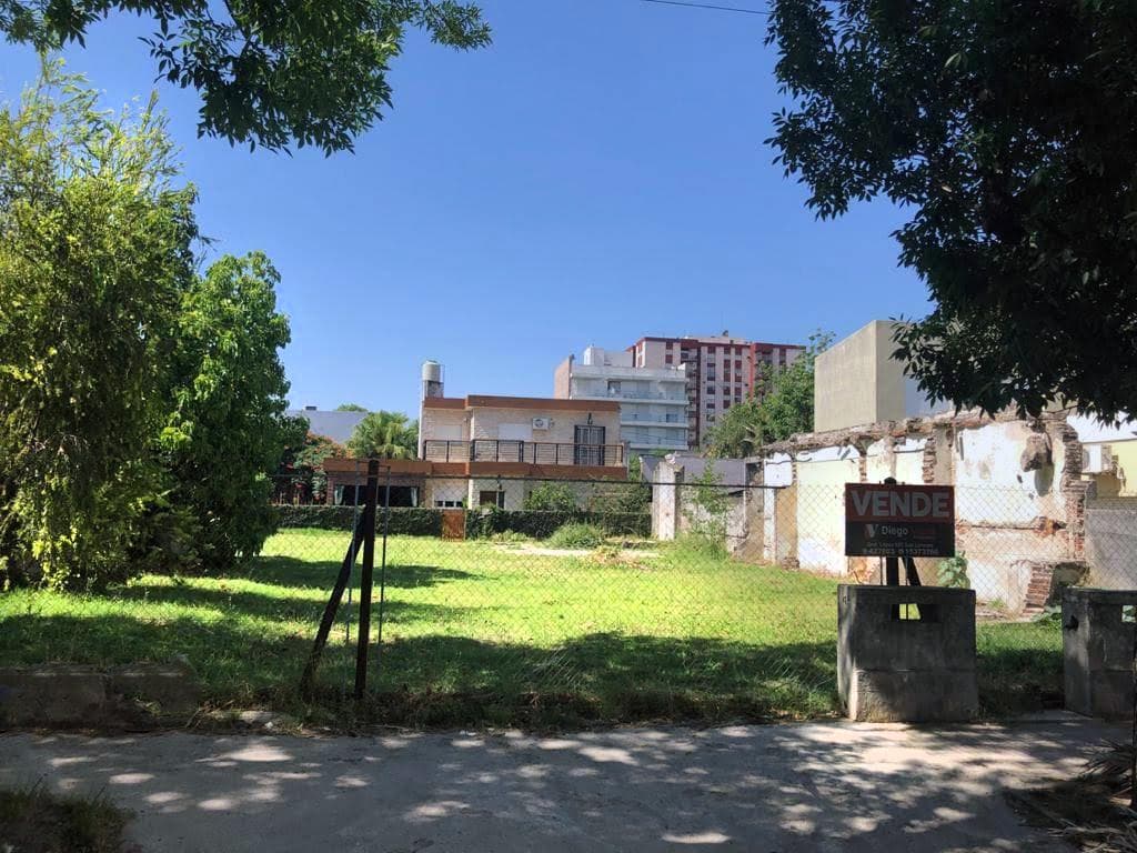 Terreno amplio en San Lorenzo. Oportunidad inversión. - 1