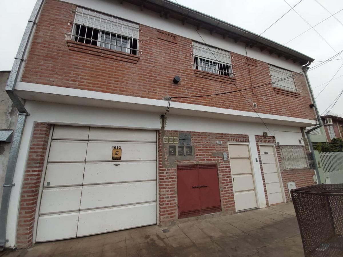 En Alquiler! ULTIMO Departamento Disponible en Complejo en Moreno Lado Norte Sobre calle Alsina e/ Paraguay y Ecuador - 1
