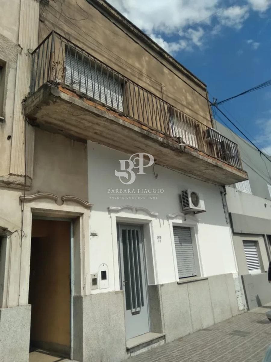 PLANTA ALTA A 1 CUADRA DE AV FREYRE - 1