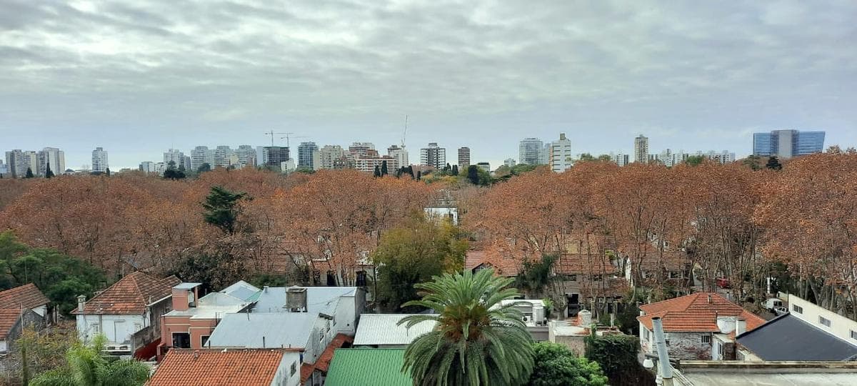 Exc. oficina con vista al rió. Excelente oportunidad para inversionistas. - 1