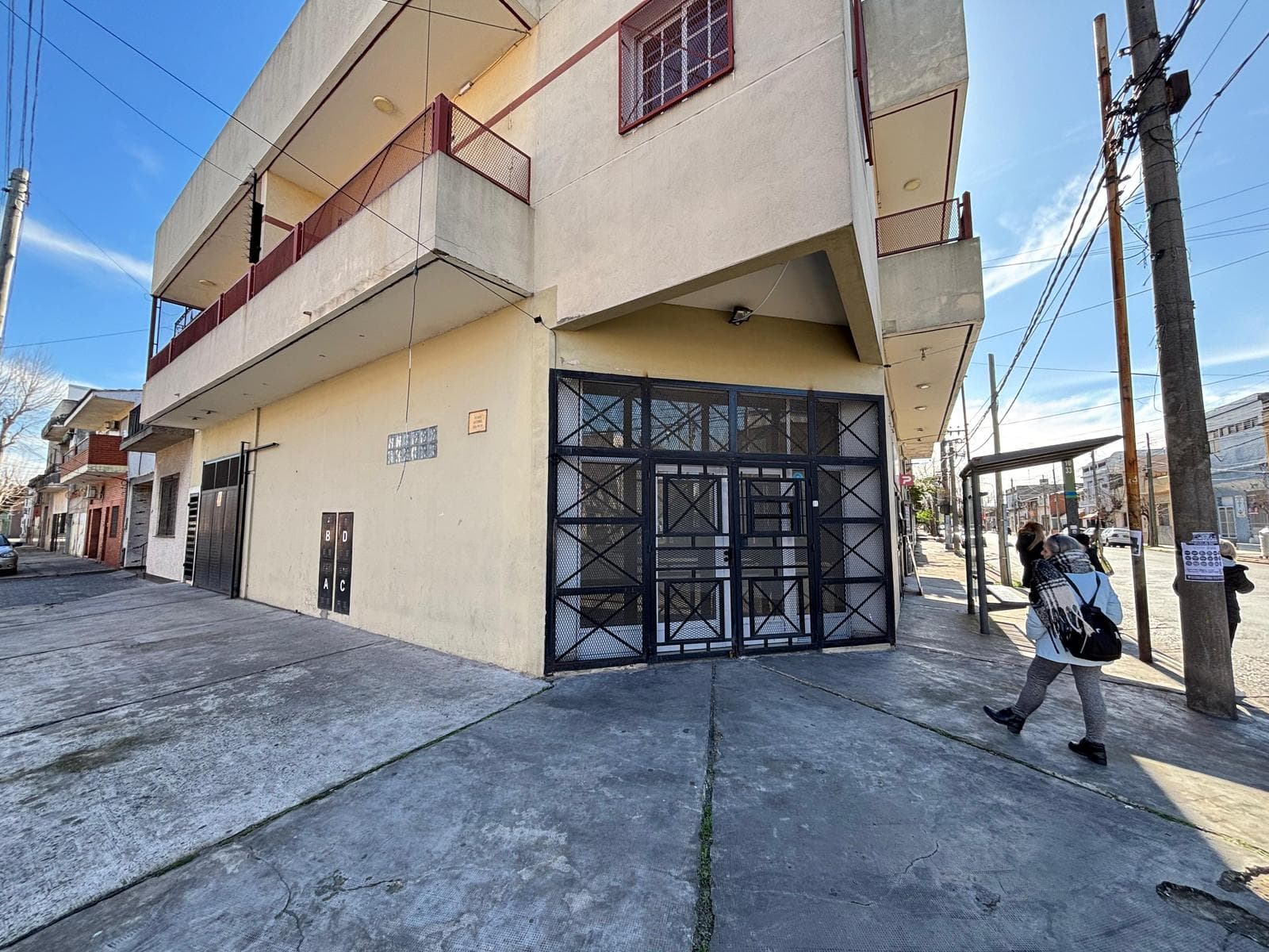 Local - Avellaneda - 1