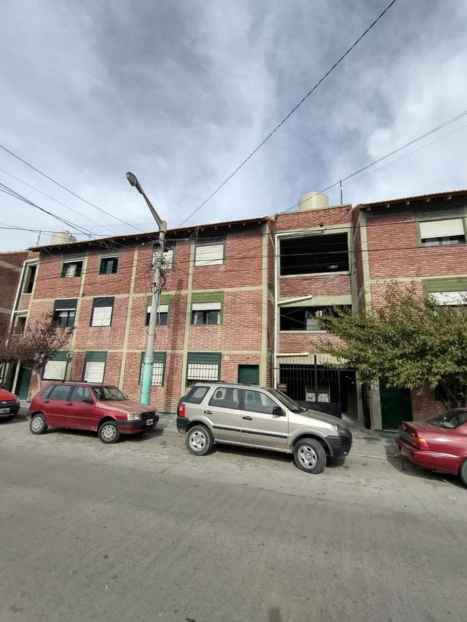 Departamento en Trelew - 1