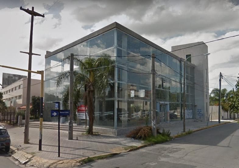 Edificio Comercial de 1500 m2 En Alquiler - Av. Rafael Nuñez al 4600 - 1