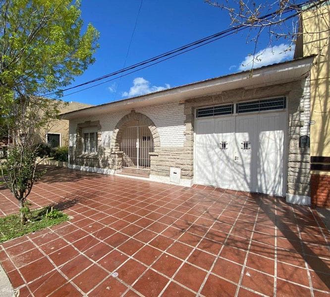Casa / Chalet calle 29 entre 28 y 30 - Zona III - Miramar - 1