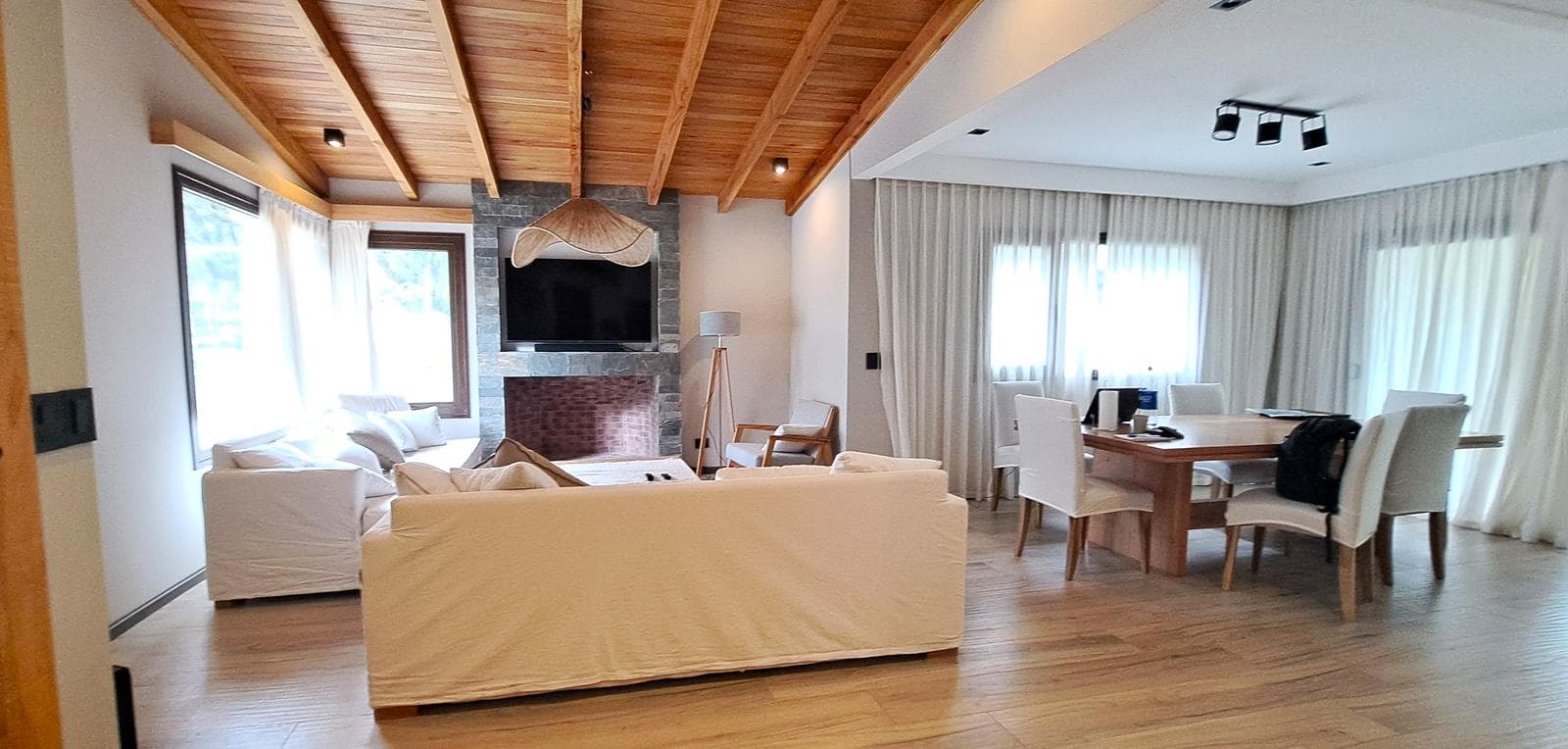 Casa en Venta 3 ambientes, barrio cerrado Barrancas de Melipal, Bariloche - 1