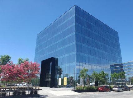 Oficina en Alquiler Edificio P8 Buenavista - 1