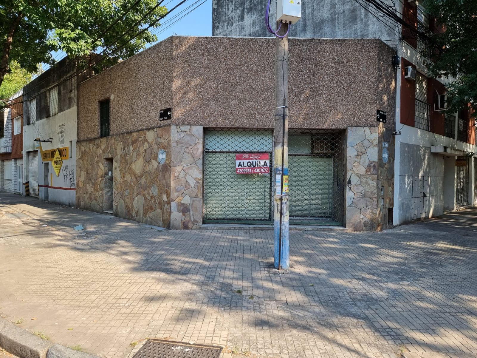 Local oficinas ubicado en calle Rioja 3600 - 1