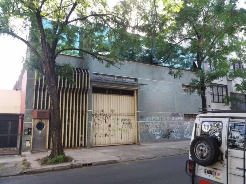 Galpon c/ entrada para camion con las mejores comodidades - 1