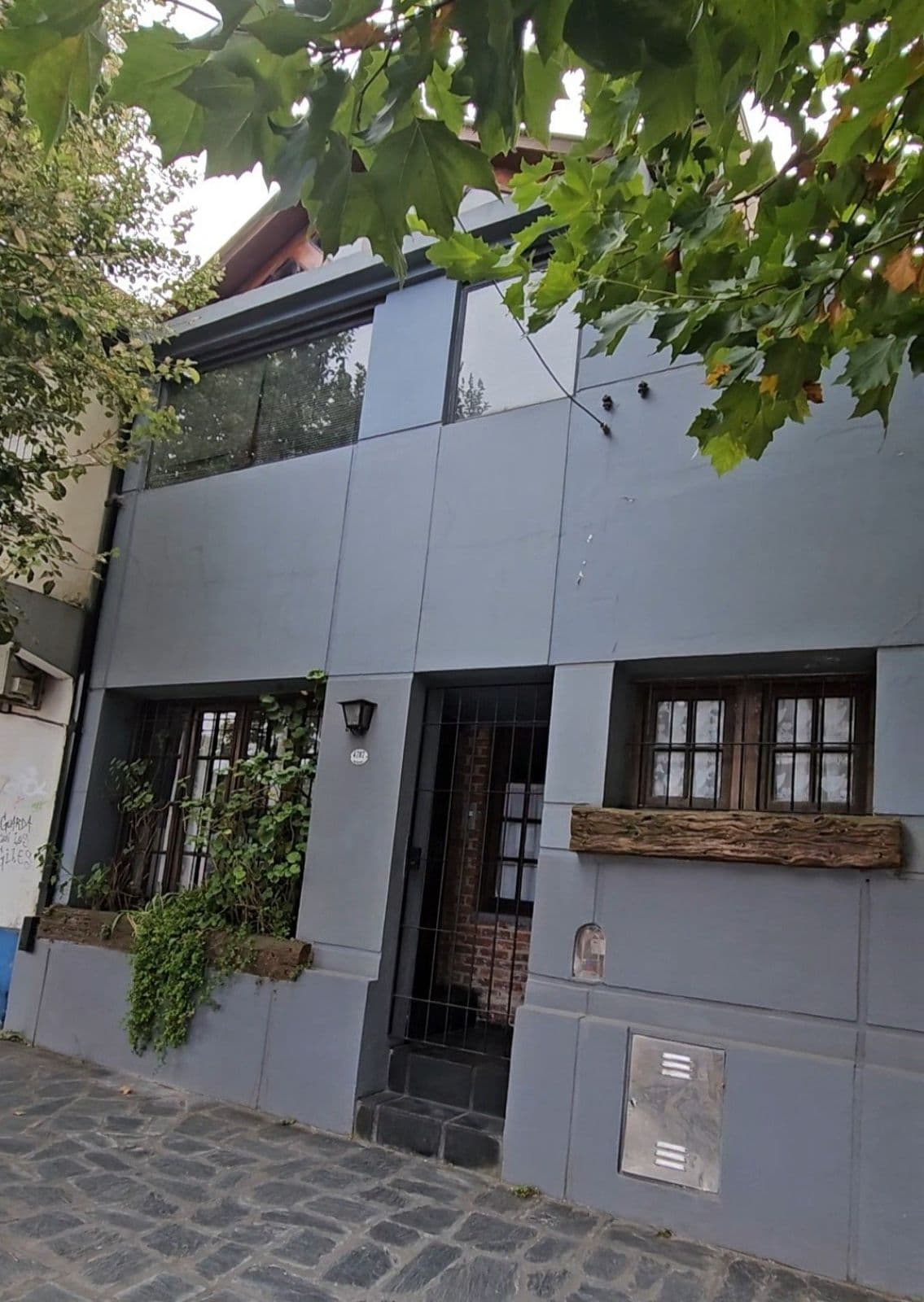 Casa 6 ambientes en barrio Don Bosco - 1