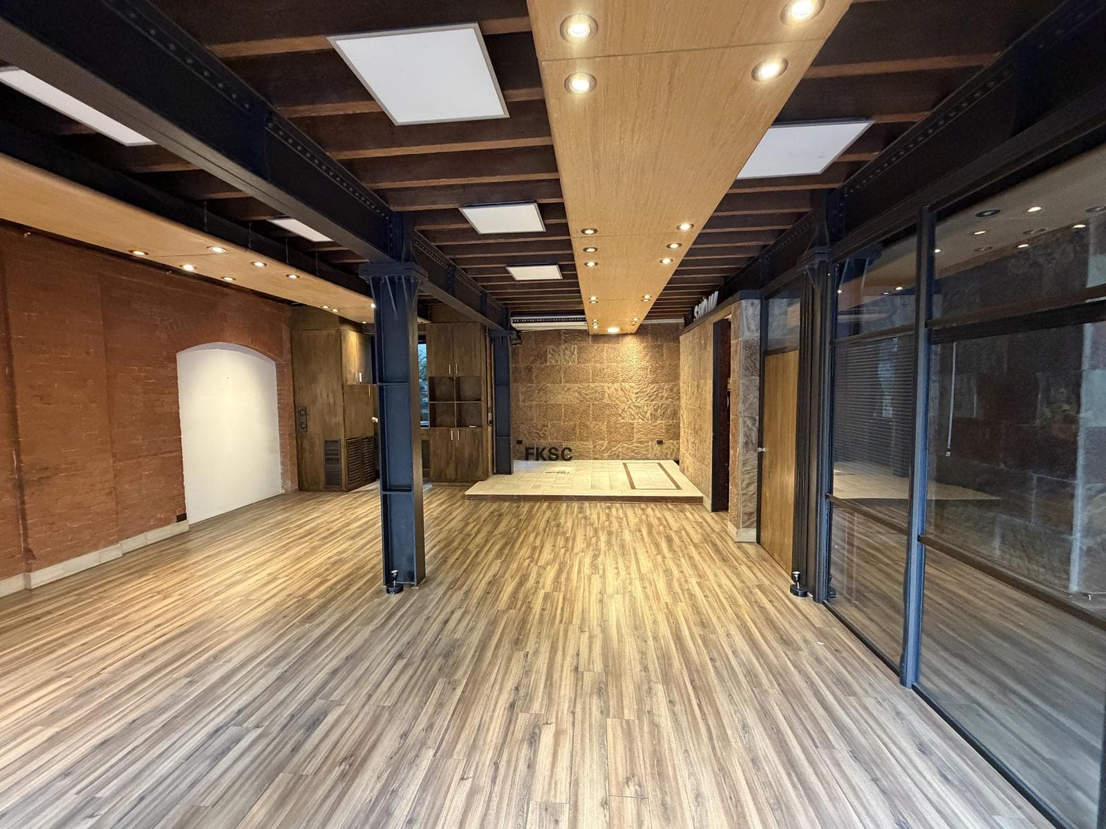 Oficina en alquiler en Puerto Madero, 80 m2 - 1