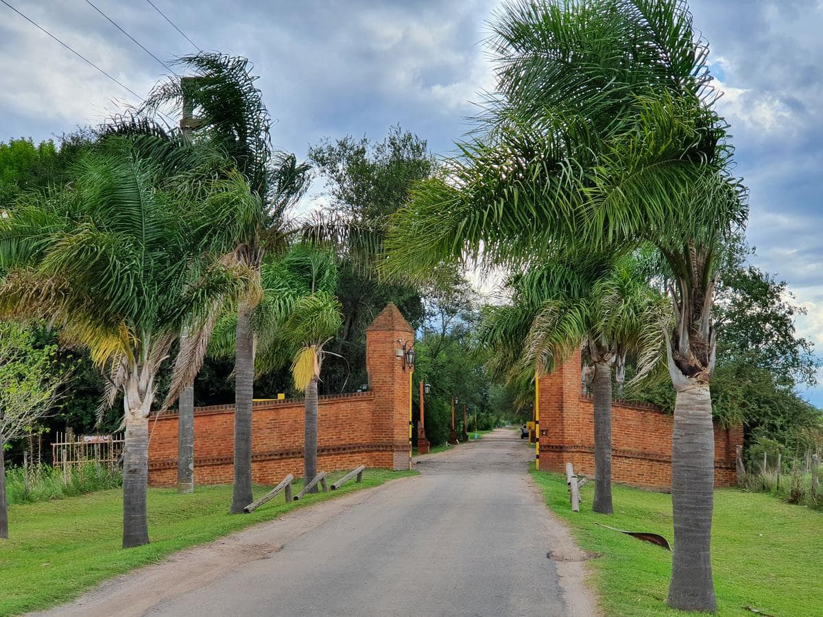 Calle 1458, Barrio Los Ombues, Florencio Varela ¡Lote de 2400mts en Venta! - 1