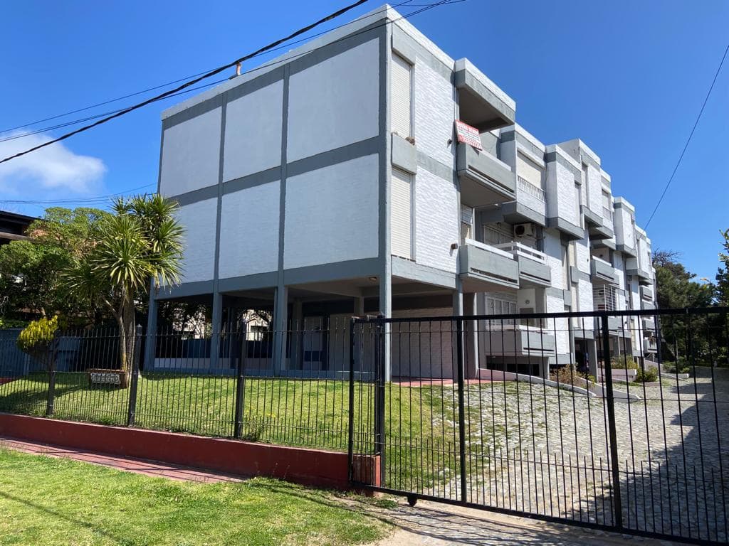 Departamento en Villa Gesell a 60 mts del Mar - 1