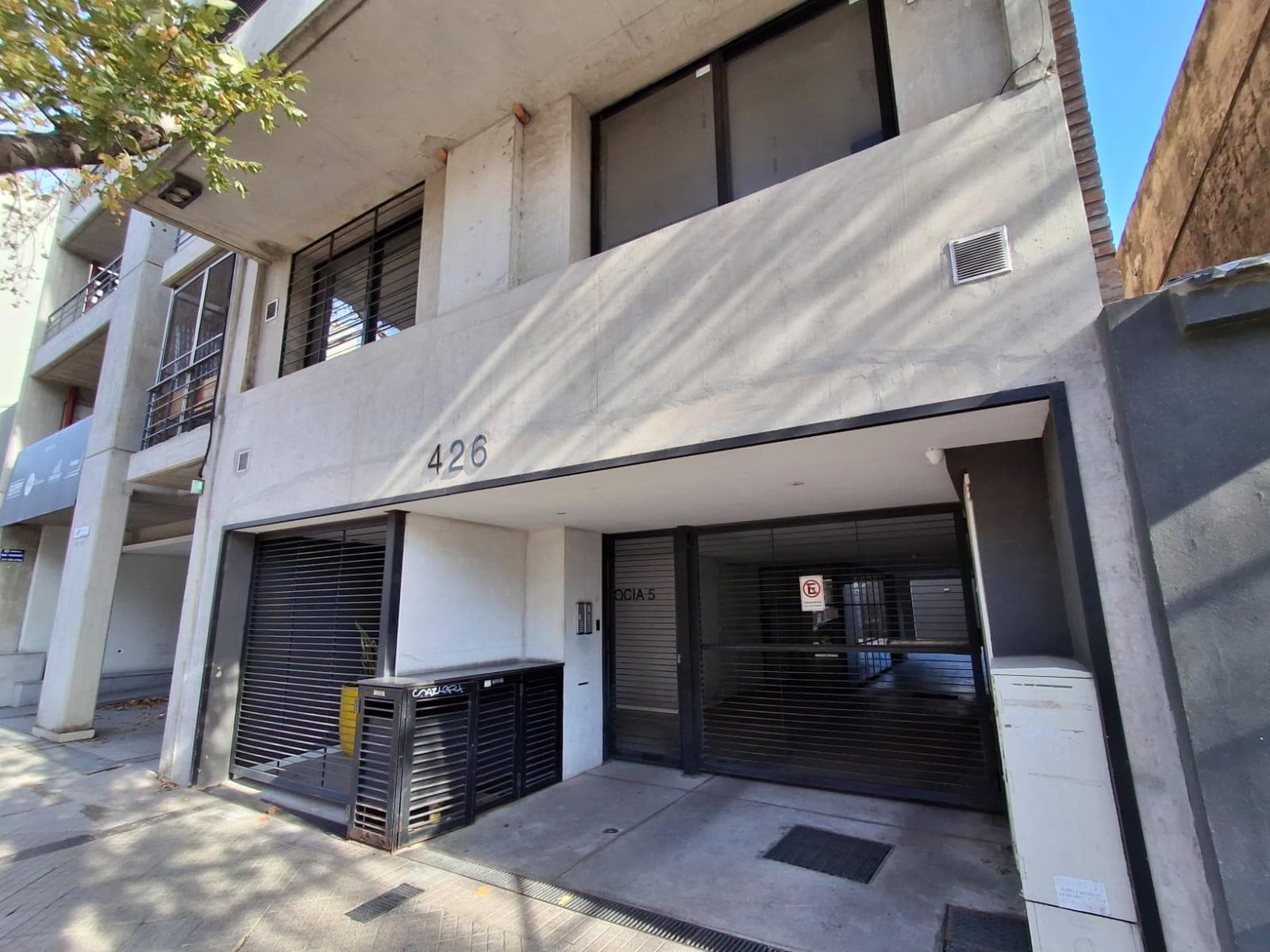 Cochera en Venta, ubicada en Ov. Lagos al 400 - 1