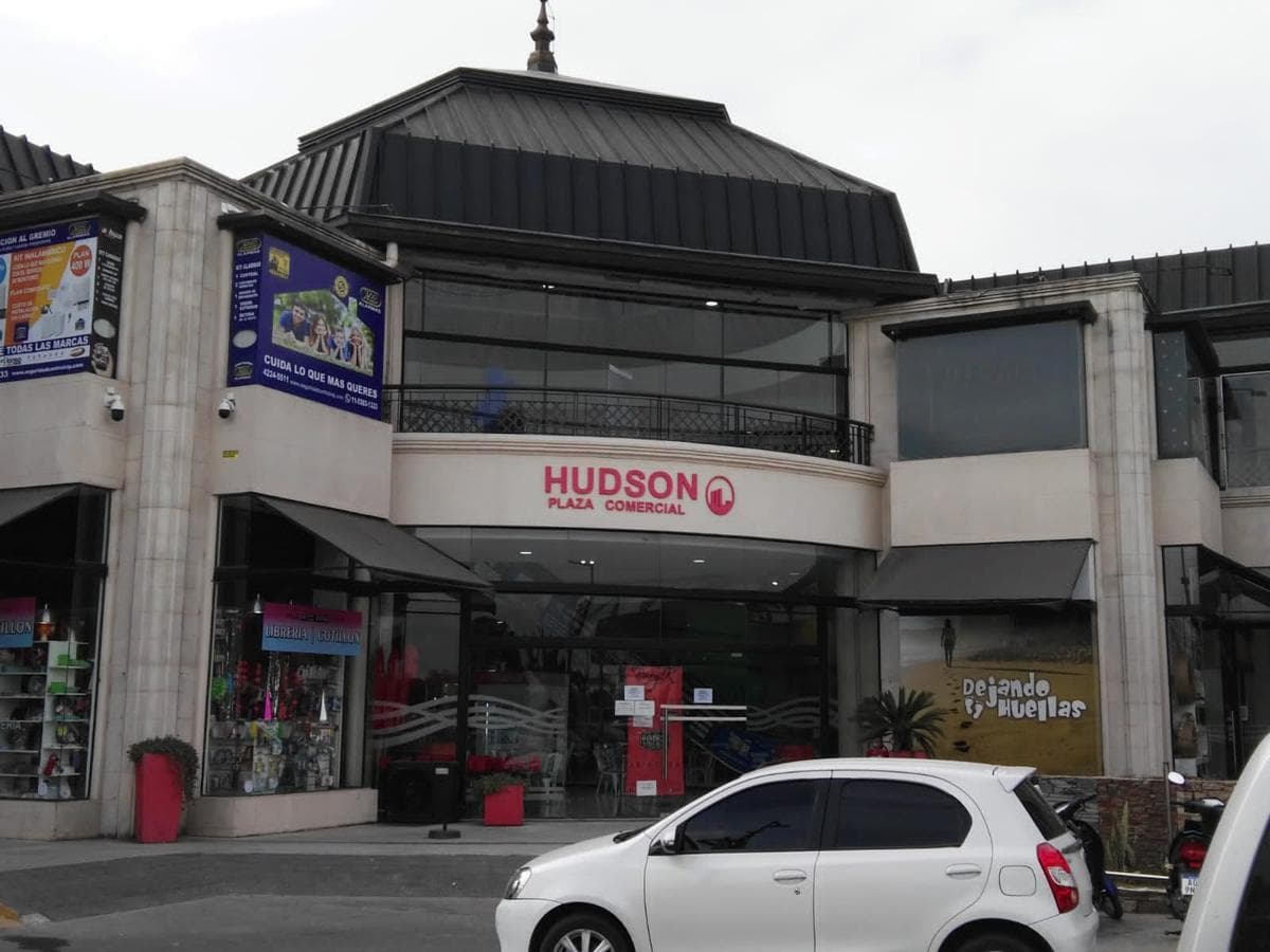 Local - Guillermo E Hudson - 1