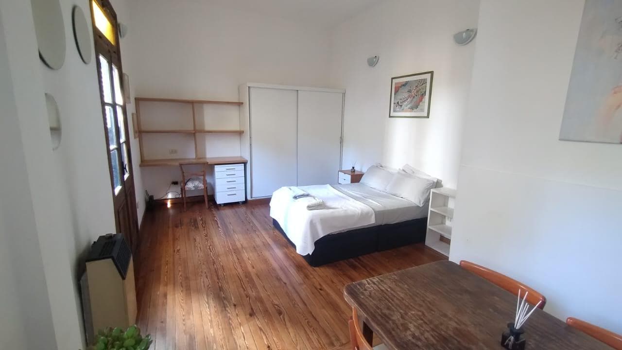 Departamento con balcón en alquiler temporario. - 1