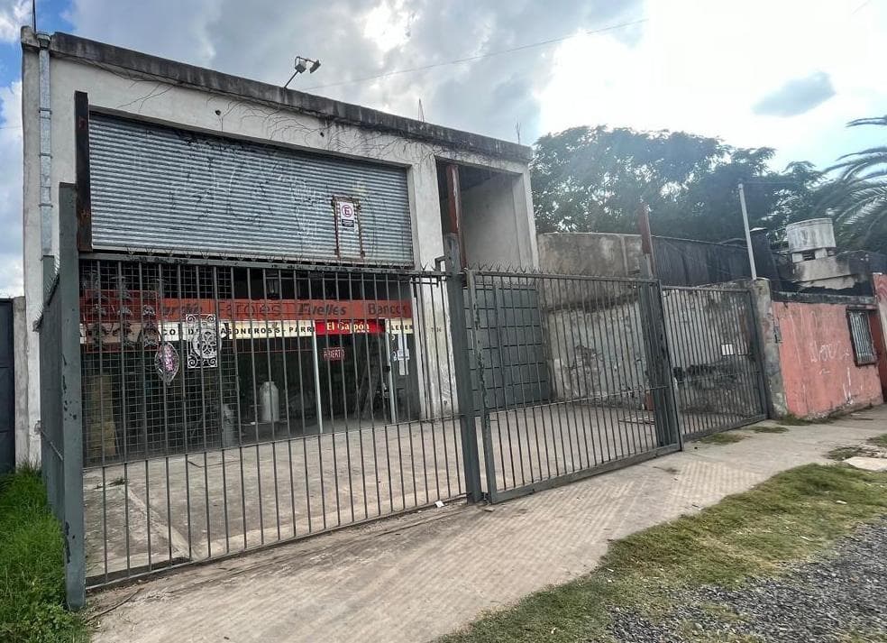 LOCAL GALPON ALQUILER ITUZAINGO - 1