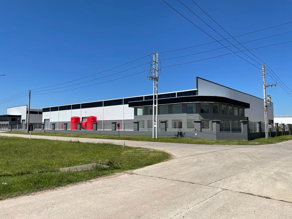 Depósito Premium de 6000 m2 en alquiler en el Polo Industrial Ezeiza Spegazzini - 1