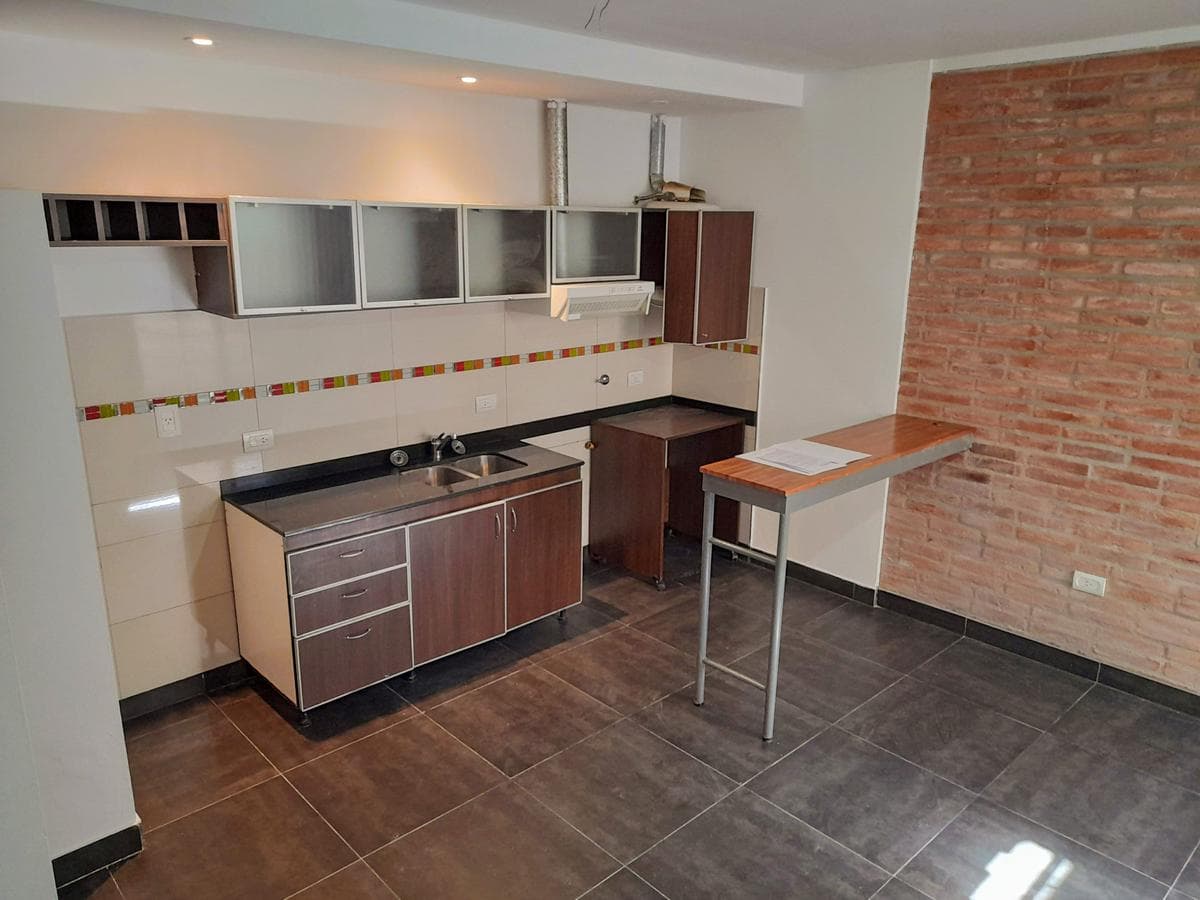 Venta Departamento Triplex. Colón al 3000. Rosario - 1