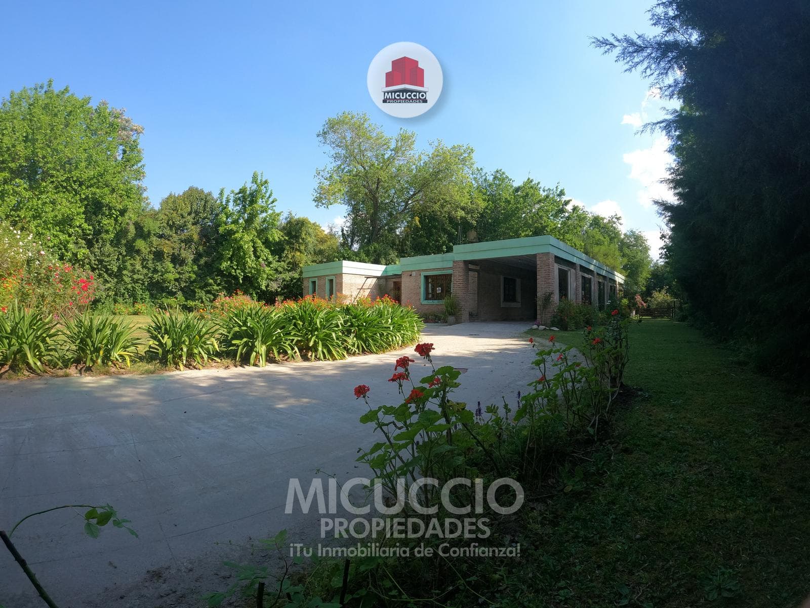 Casaquinta en venta, Schweitzer N°540, Barrio El Cazador. PERMUTA - 1