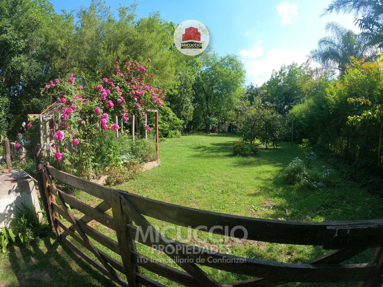 Casaquinta en venta, Schweitzer N°540, Barrio El Cazador. PERMUTA - 2