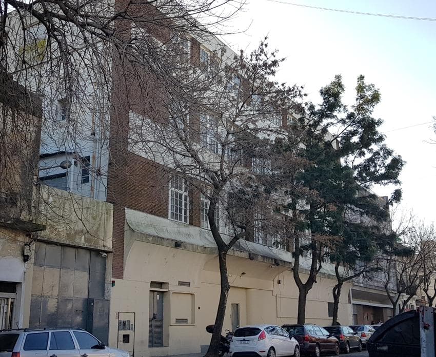 Depósito de 3500 m2 en Parque Patricios - 1