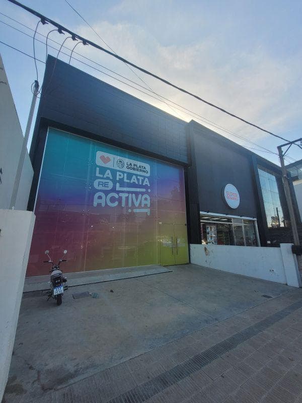 Local en Alquiler en Cent/503 y 504 Manuel B Gonnet - Alberto Dacal Propiedades - 1