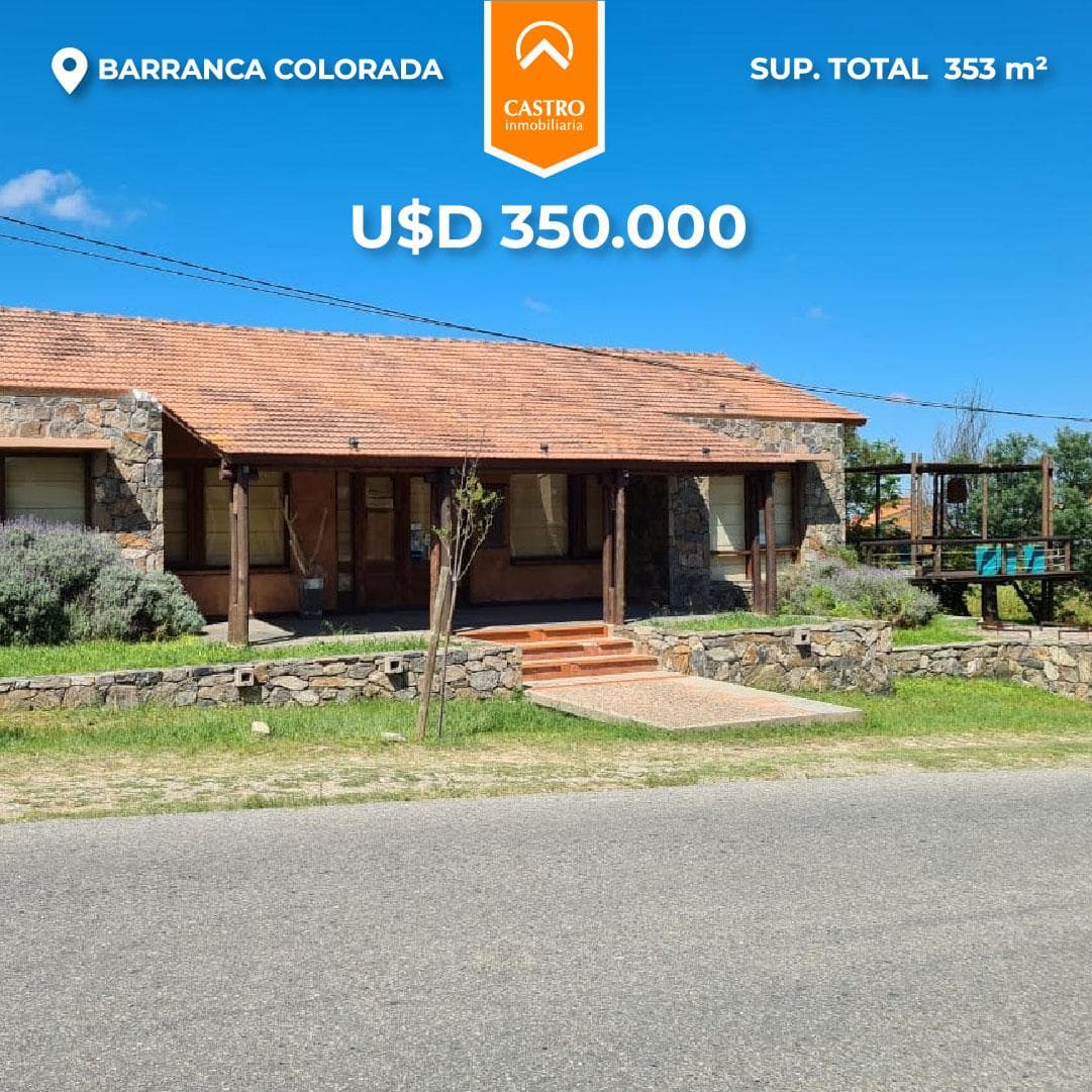 Gran salón comercial en venta – Barranca Colorada, Villa de Merlo - 1