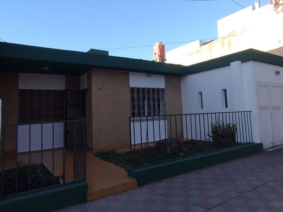 ALQUILER CASA EN ALTA CORDOBA 3 DORMITORIOS - 1