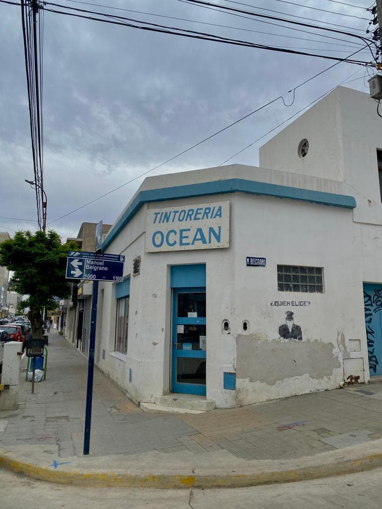 Esquina en el centro de Comodoro Rivadavia - 1