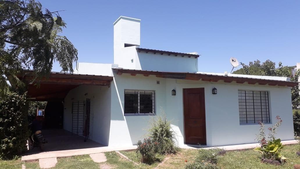 Casa en venta - 4 dormitorios, 2 baño, 2 cocheras, parrilla - 190 Mts2 cubiertos - Baradero - 1