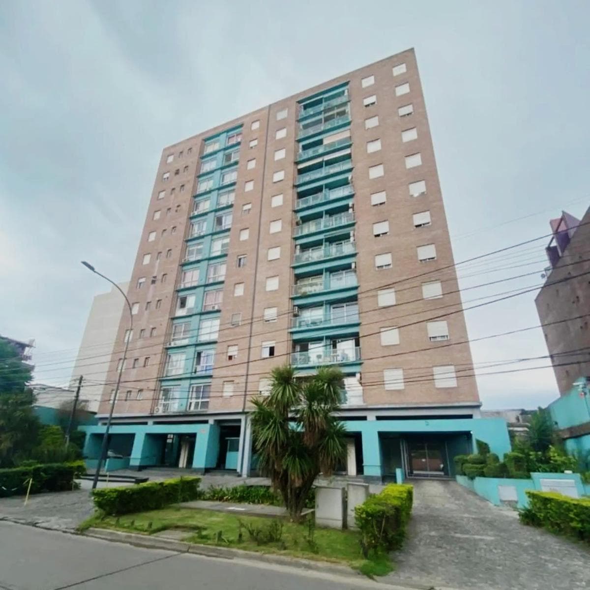 Cochera en alquiler edificio Torrecentro San Miguel - 1