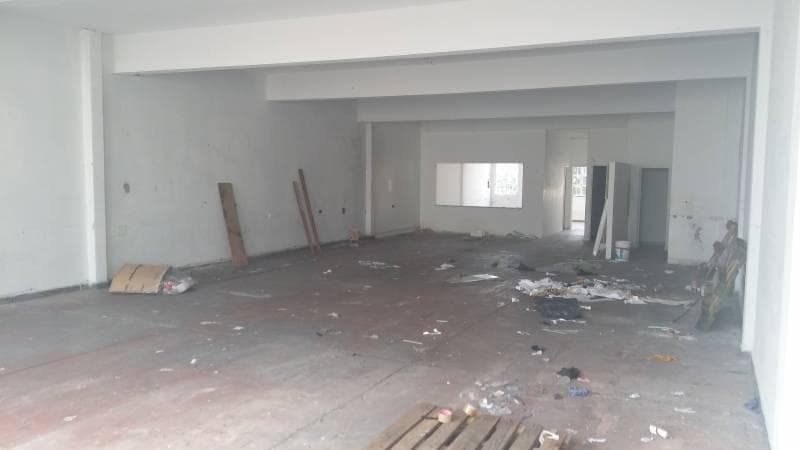 EXCELENTE DEPOSITO 8,66 X 28 APTO TODO DESTINO TRIFASICO CON RENTA - 1