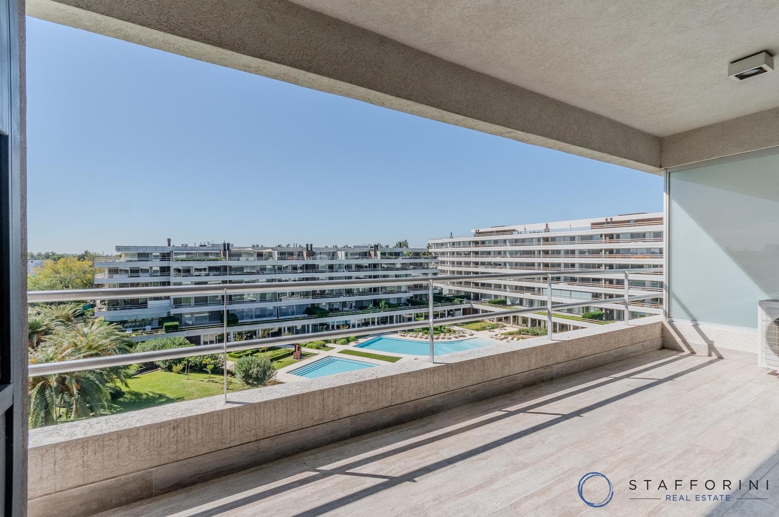 DUPLEX 4 AMBIENTES CON TERRAZAS Y PARILLAS PROPIAS EN BOUQUET PILAR - 1