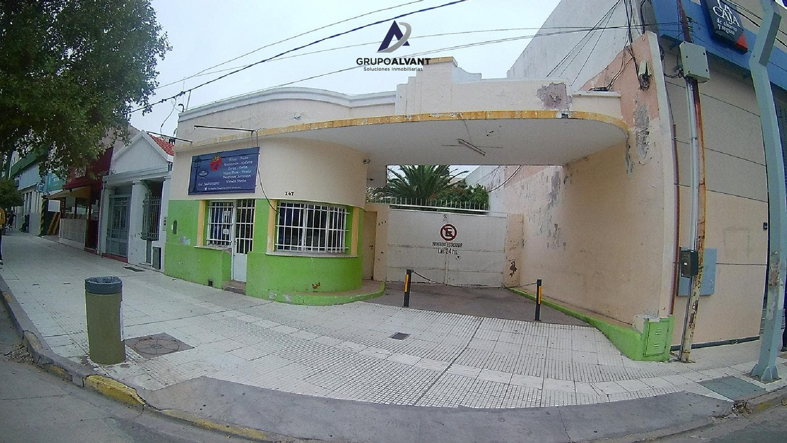 VENTA. Local Comercial Casa 2 dormitorios. Av. Illia 249 - 1