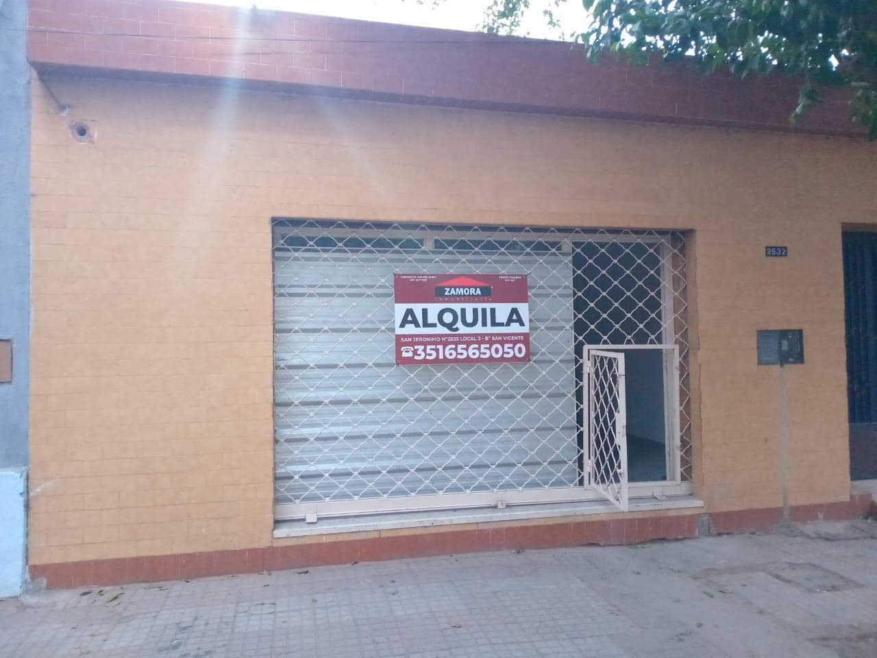 Local - San Vicente - 1