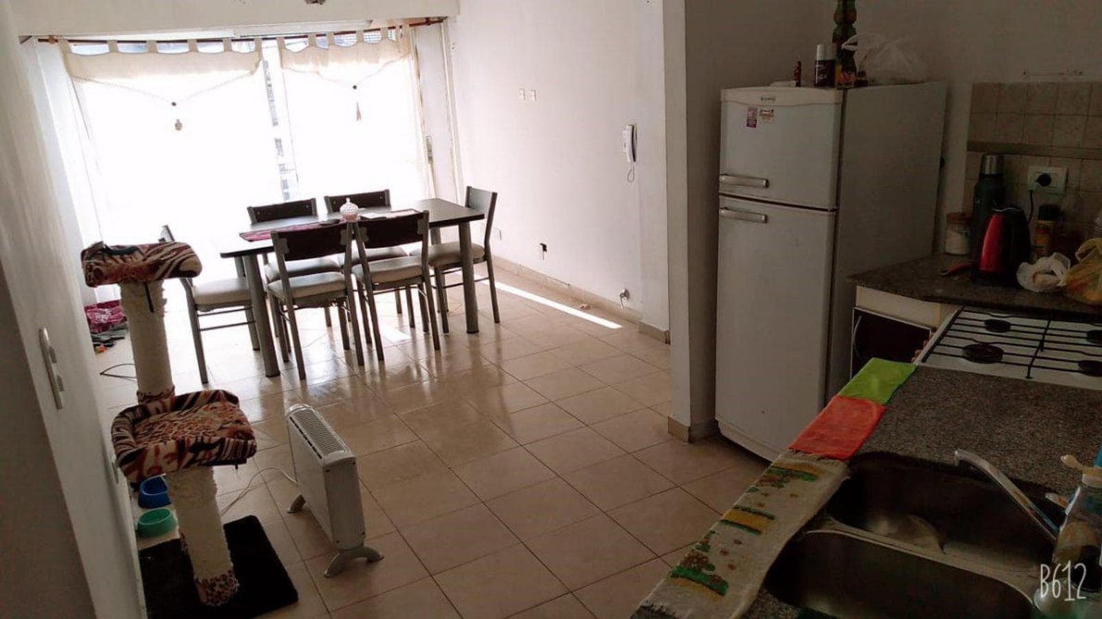 Departamento en venta - 2 dormitorios 1 baño - cochera - 75 mts2 - Burzaco - 1