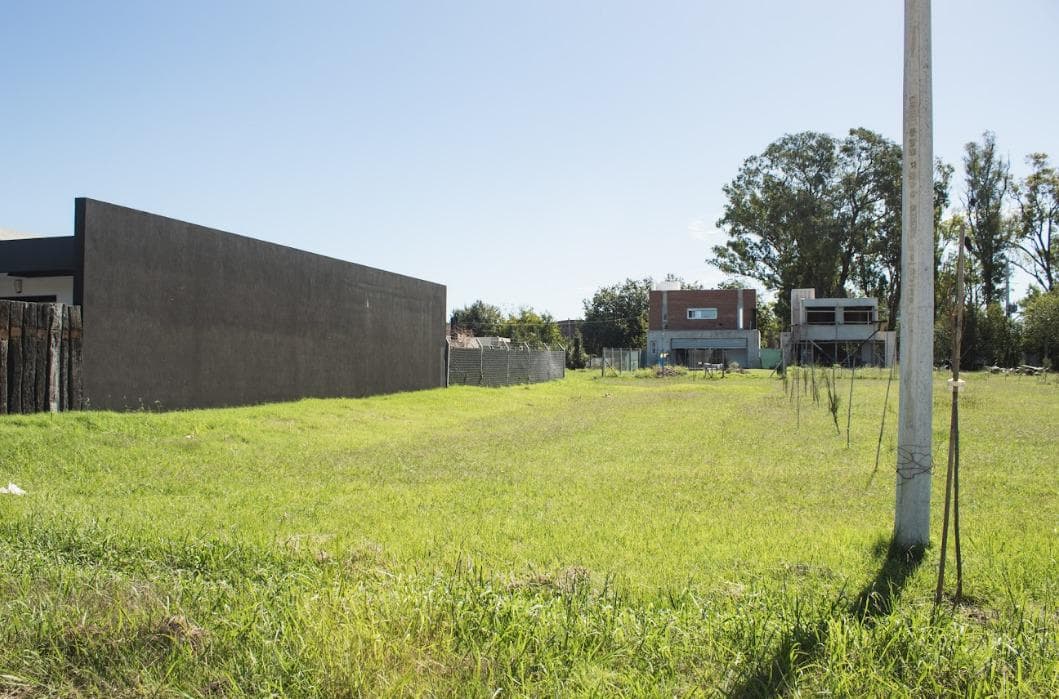 Terreno en venta - 492Mts2 - José Hernández, La Plata - 1