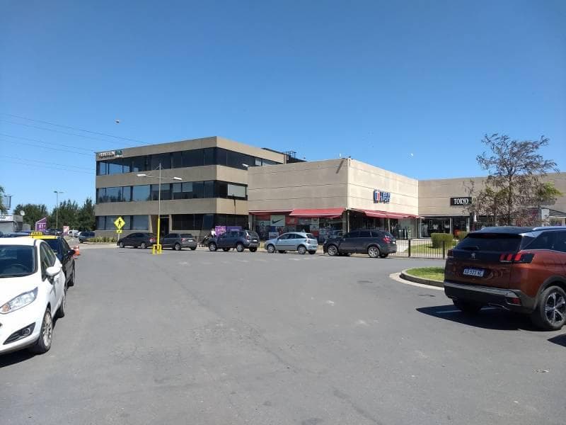 OFICINA EN SHOPPING FISHERTON PLAZA - 1